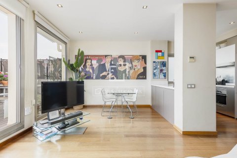 Penthouse à vendre à Barcelona, Espagne, 2 chambres, 80 m2 No. 161423 - photo 3