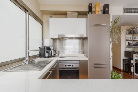 Penthouse à vendre à Barcelona, Espagne, 2 chambres, 80 m2 No. 161423 - photo 7