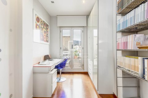 Penthouse à vendre à Barcelona, Espagne, 2 chambres, 80 m2 No. 161423 - photo 13