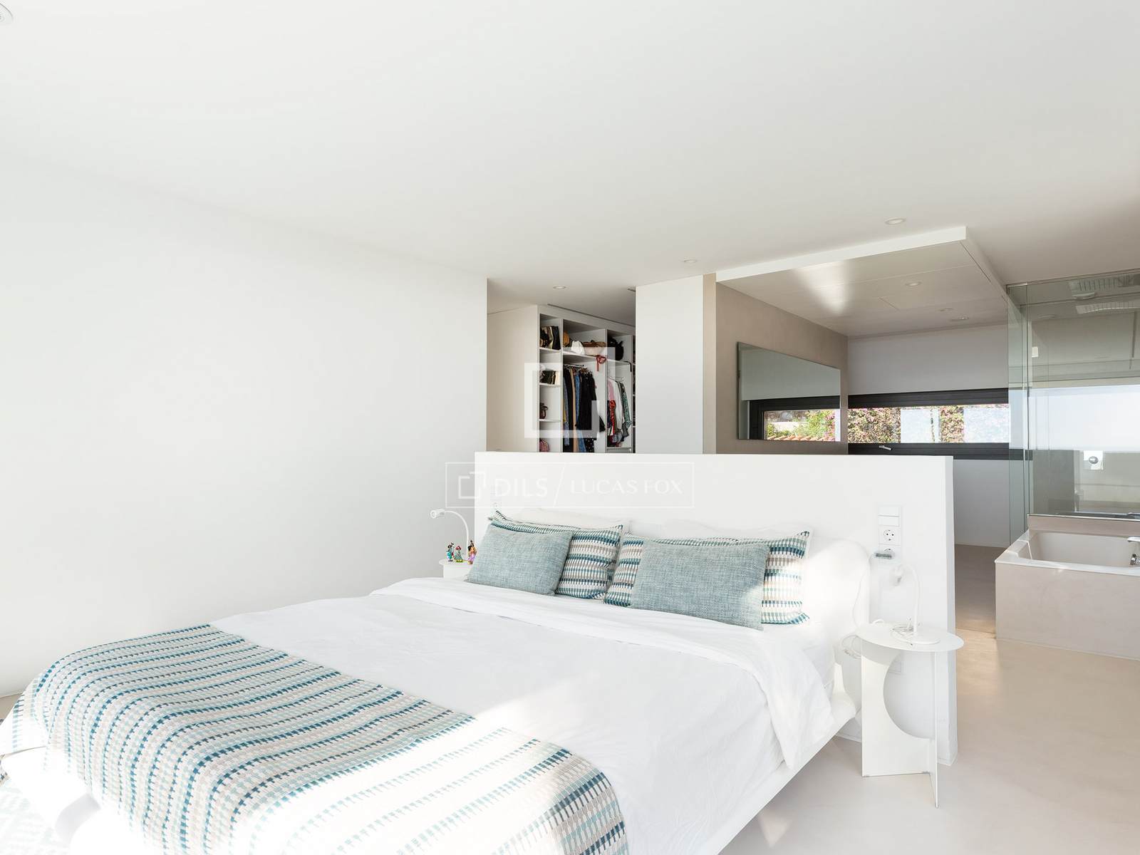 Villa in Castelldefels, Barcelona, Spain 6 bedrooms, 740 sq.m. No. 161426