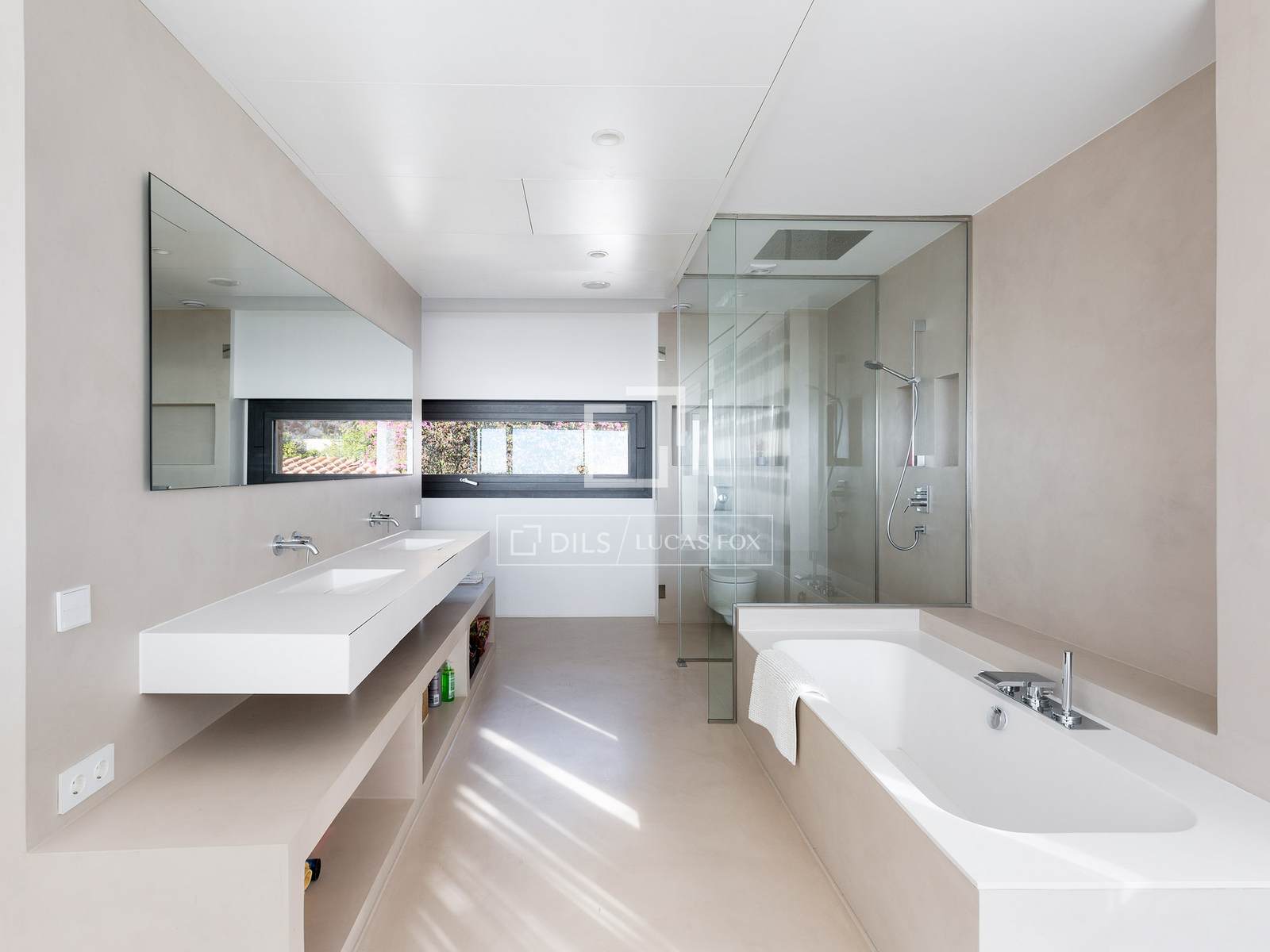 Villa in Castelldefels, Barcelona, Spain 6 bedrooms, 740 sq.m. No. 161426