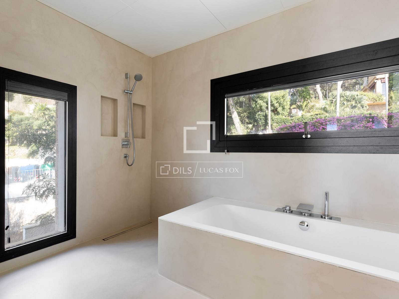 Villa in Castelldefels, Barcelona, Spain 6 bedrooms, 740 sq.m. No. 161426