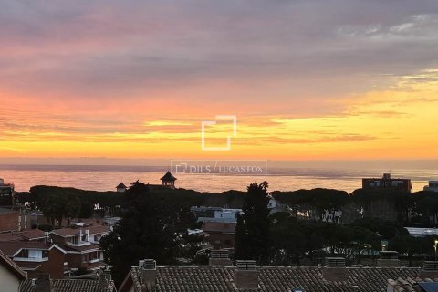 Villa for sale in Sant Vicenc De Montalt, Barcelona, Spain 4 bedrooms, 227 sq.m. No. 161421 - photo 30