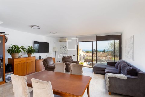 Villa for sale in Sant Vicenc De Montalt, Barcelona, Spain 4 bedrooms, 227 sq.m. No. 161421 - photo 4