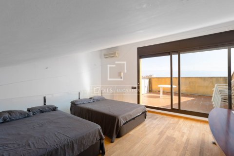 Villa for sale in Sant Vicenc De Montalt, Barcelona, Spain 4 bedrooms, 227 sq.m. No. 161421 - photo 21