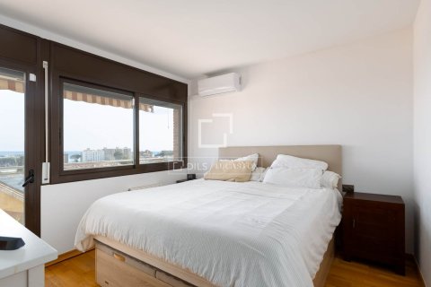 Villa for sale in Sant Vicenc De Montalt, Barcelona, Spain 4 bedrooms, 227 sq.m. No. 161421 - photo 14