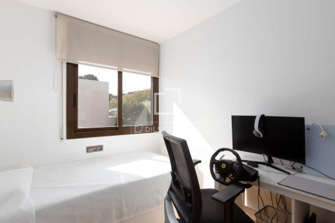 Villa for sale in Sant Vicenc De Montalt, Barcelona, Spain 4 bedrooms, 227 sq.m. No. 161421 - photo 20