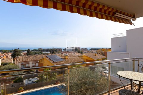 Villa for sale in Sant Vicenc De Montalt, Barcelona, Spain 4 bedrooms, 227 sq.m. No. 161421 - photo 13