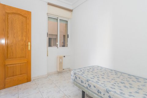 Appartamento in vendita Madrid, Spagna 4 camere da letto, 144 mq. N° 107348 - foto 23