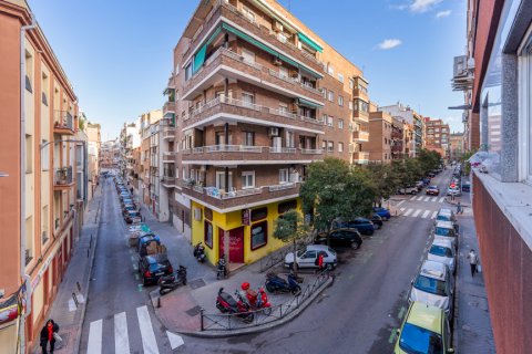 Appartamento in vendita Madrid, Spagna 4 camere da letto, 144 mq. N° 107348 - foto 21