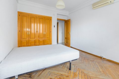 Appartamento in vendita Madrid, Spagna 4 camere da letto, 144 mq. N° 107348 - foto 29