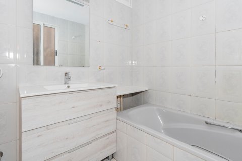 Appartamento in vendita Madrid, Spagna 4 camere da letto, 144 mq. N° 107348 - foto 25