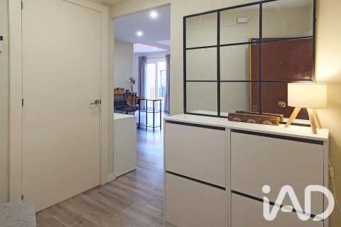 Apartment à vendre à Barcelona, Espagne, 1 chambre, 57 m2 No. 187863 - photo 3