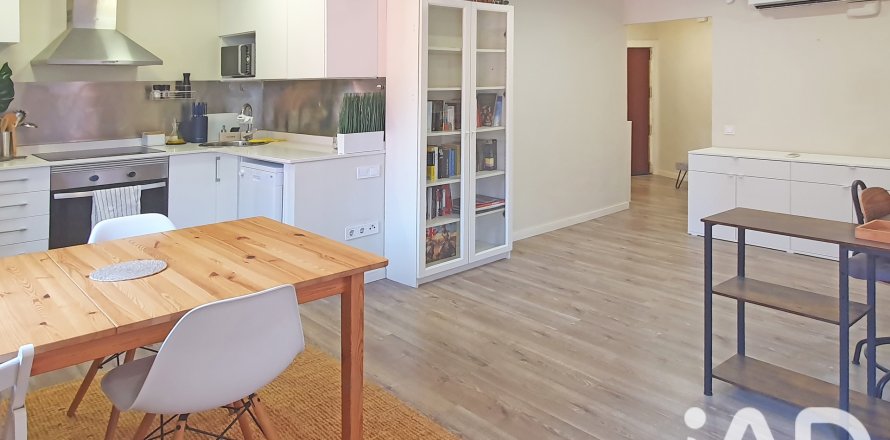 Apartment à Barcelona, Espagne 1 chambre, 57 m2 No. 187863