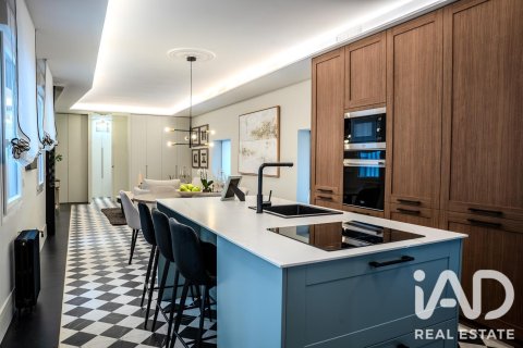 Продажа квартиры в Мадрид, Испания 2 спальни, 122м2 №187869 - фото 5