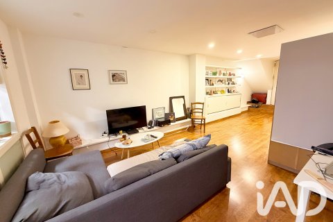Apartment à vendre à Barcelona, Espagne, 55 m2 No. 187864 - photo 2