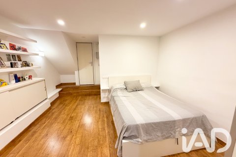 Apartment à vendre à Barcelona, Espagne, 55 m2 No. 187864 - photo 3