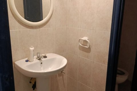 Proprietà commerciale in vendita a Zaragoza, Spagna 3 camere da letto, 177 mq. N° 185597 - foto 16