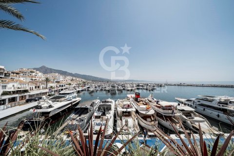 Dvīņu māja Marbella, Malaga, Spānijā 3 istabas, 275 m2 Nr. 157866