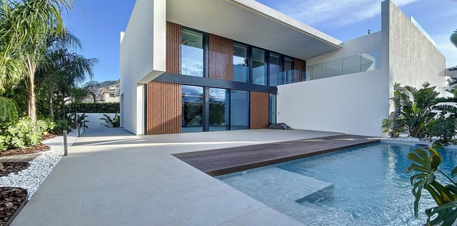 Villa in Albir, Alicante, Spain 3 bedrooms, 339.02 sq.m. No. 165651