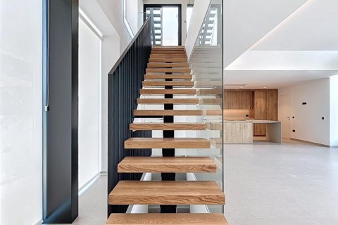 Villa for sale in Albir, Alicante, Spain 3 bedrooms, 339.02 sq.m. No. 165651 - photo 8