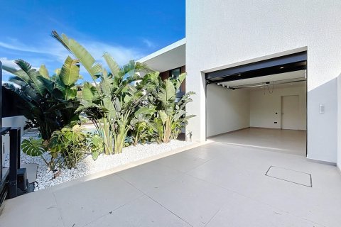 Villa for sale in Albir, Alicante, Spain 3 bedrooms, 339.02 sq.m. No. 165651 - photo 3