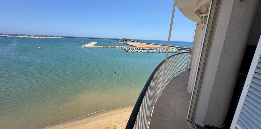 Apartment à Torrevieja, Alicante, Espagne 3 chambres, 89 m2 No. 165650