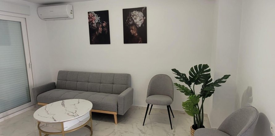 Casa a Torrevieja, Alicante, Spagna 3 camere da letto, 78 mq. N° 165654