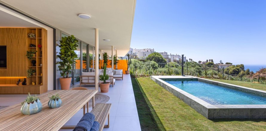 Apartment à Fuengirola, Malaga, Espagne 3 chambres, 130 m2 No. 173566
