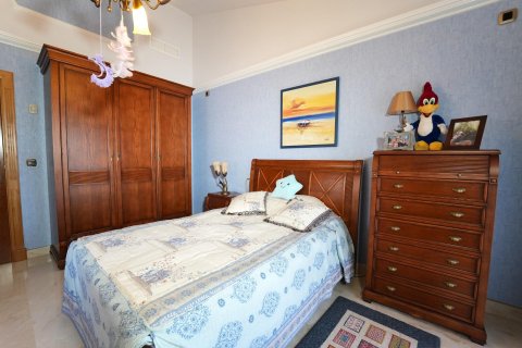 Villa till salu i Dehesa De Campoamor, Alicante, Spanien 8 sovrum, 734 kvm. Nr. 154823 - foto 4