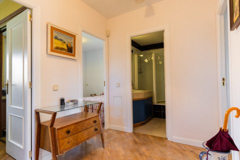 Casa adosada en venta Madrid, España 5 dormitorios, 356 m2 No. 108205 - foto 14