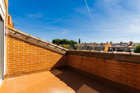 Casa adosada en venta Madrid, España 5 dormitorios, 356 m2 No. 108205 - foto 30