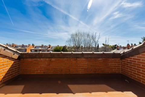 Casa adosada en venta Madrid, España 5 dormitorios, 356 m2 No. 108205 - foto 29