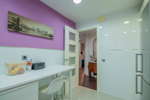 Casa adosada en venta Sevilla, España 5 dormitorios, 182 m2 No. 108207 - foto 19