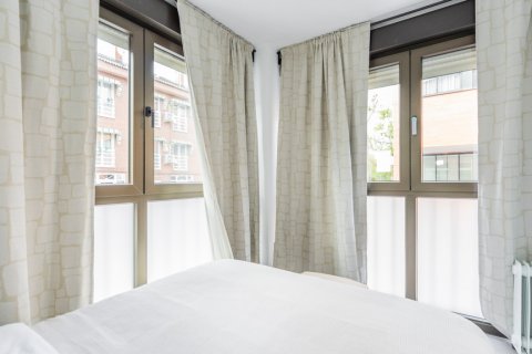 Huoneisto myytävänä San Sebastian de los Reyes, Madrid, Espanja, 4 makuuhuonetta, 176.61 m2 No. 108211 - kuva 21