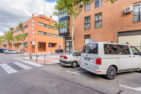 Huoneisto myytävänä San Sebastian de los Reyes, Madrid, Espanja, 4 makuuhuonetta, 176.61 m2 No. 108211 - kuva 27