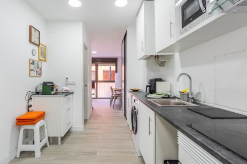 Huoneisto myytävänä San Sebastian de los Reyes, Madrid, Espanja, 4 makuuhuonetta, 176.61 m2 No. 108211 - kuva 3