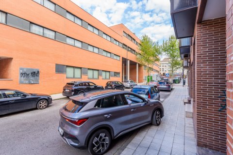 Huoneisto myytävänä San Sebastian de los Reyes, Madrid, Espanja, 4 makuuhuonetta, 176.61 m2 No. 108211 - kuva 16