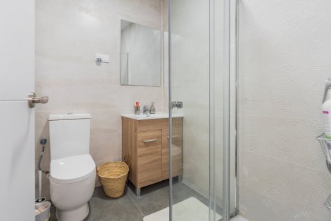 Huoneisto myytävänä San Sebastian de los Reyes, Madrid, Espanja, 4 makuuhuonetta, 176.61 m2 No. 108211 - kuva 7