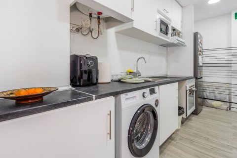 Huoneisto myytävänä San Sebastian de los Reyes, Madrid, Espanja, 4 makuuhuonetta, 176.61 m2 No. 108211 - kuva 6