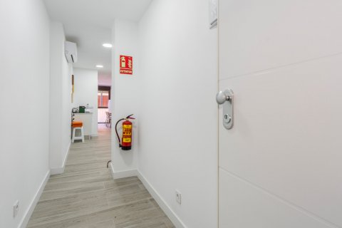 Huoneisto myytävänä San Sebastian de los Reyes, Madrid, Espanja, 4 makuuhuonetta, 176.61 m2 No. 108211 - kuva 1