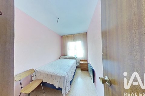 Продажа квартиры в Сарагоса, Испания 3 спальни, 83м2 №184876 - фото 18