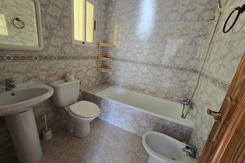 Paritalo myytävänä Torreta, Alicante, Espanja, 3 makuuhuonetta, 72 m2 No. 151192 - kuva 20