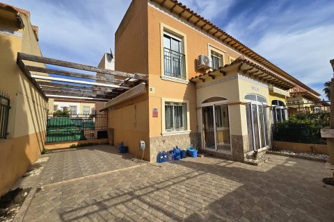 Paritalo myytävänä Torreta, Alicante, Espanja, 3 makuuhuonetta, 72 m2 No. 151192 - kuva 17