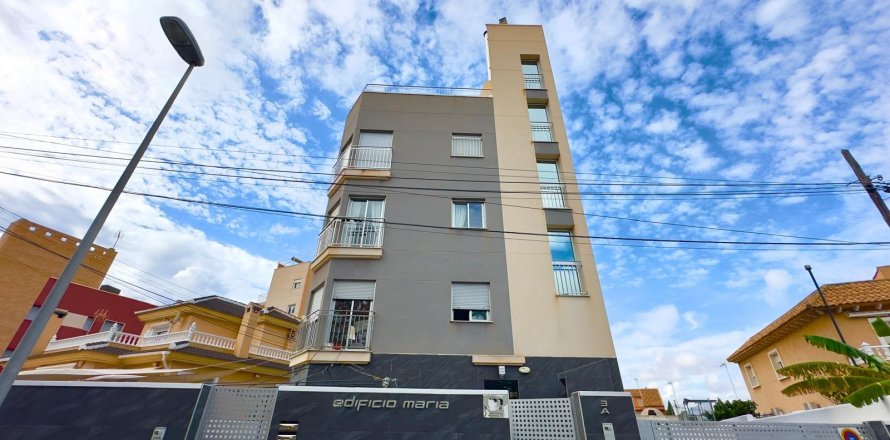 Propiedad comercial en Torrevieja, Alicante, España 90 m2 No. 151195