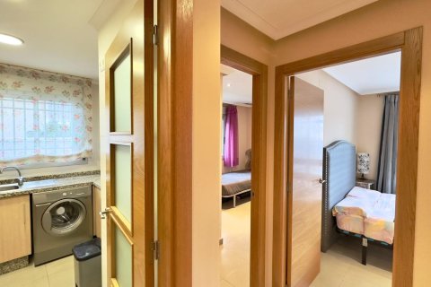 Propiedad comercial en venta en Torrevieja, Alicante, España 90 m2 No. 151195 - foto 21