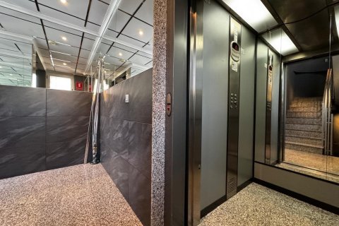 Propiedad comercial en venta en Torrevieja, Alicante, España 90 m2 No. 151195 - foto 19