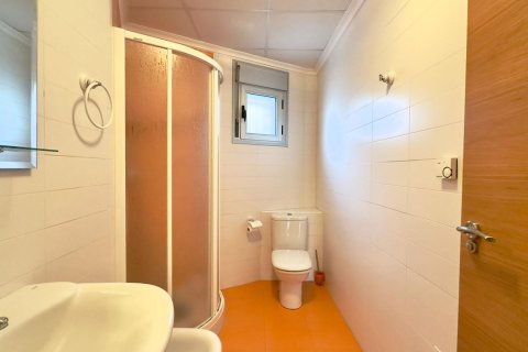 Propiedad comercial en venta en Torrevieja, Alicante, España 90 m2 No. 151195 - foto 26