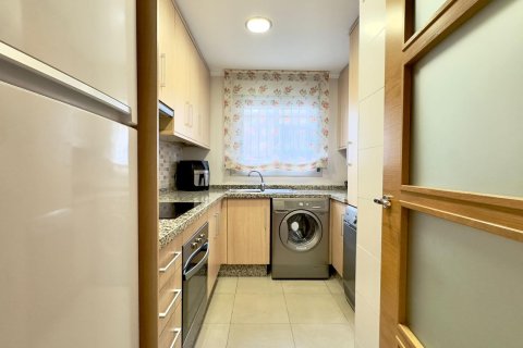 Propiedad comercial en venta en Torrevieja, Alicante, España 90 m2 No. 151195 - foto 27