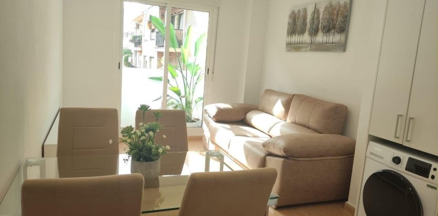 Appartamento a Alicante, Spagna 2 camere da letto, 77 mq. N° 181709